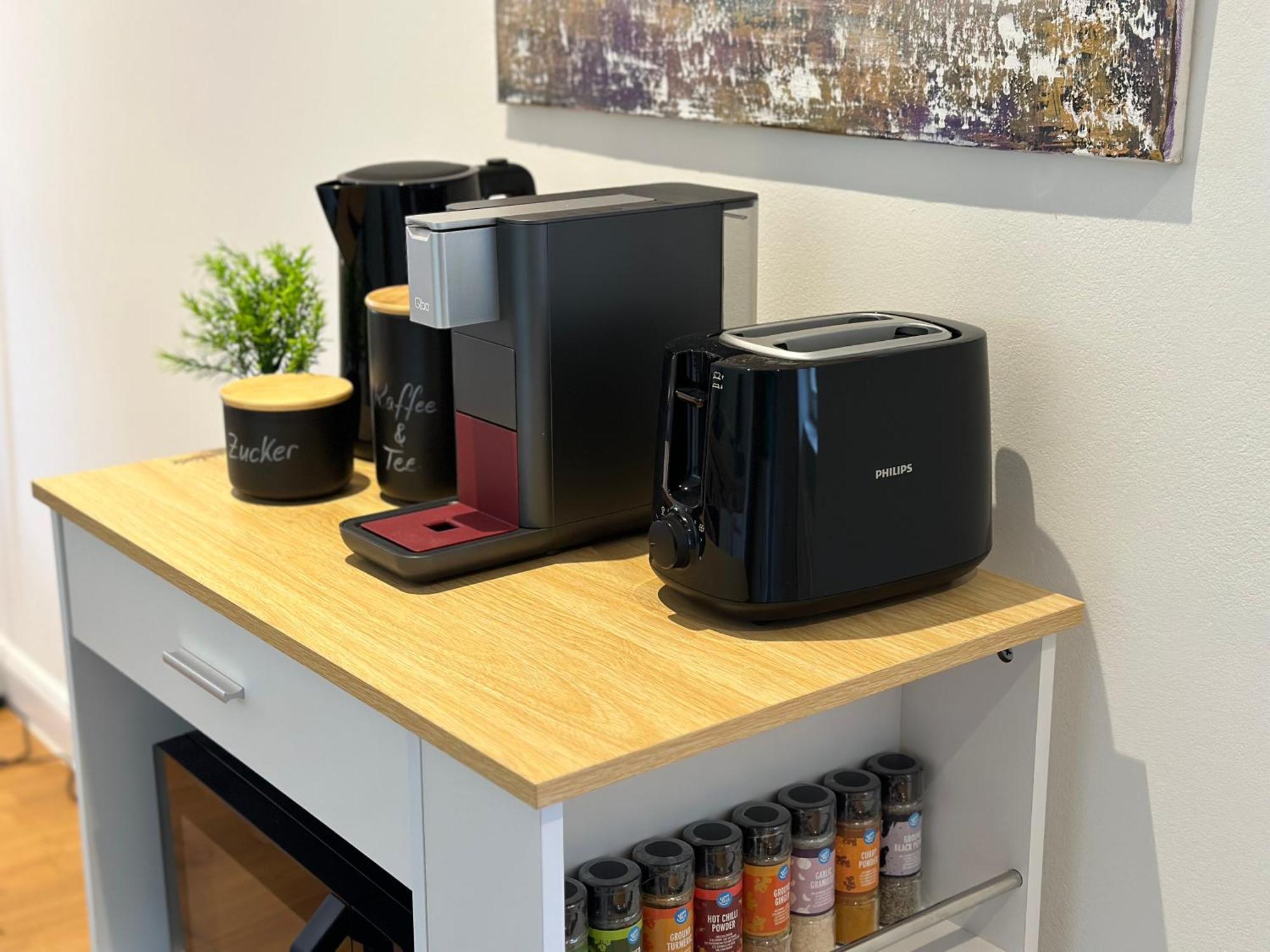 Bella Casa - Business&Family, 100M Zum Konzerteingang Schloss, Parkplatz, Smarttv, Netflix, Waschmaschine, 24H Checkin, 36Qm, Ap 12 Ludwigsburg Luaran gambar